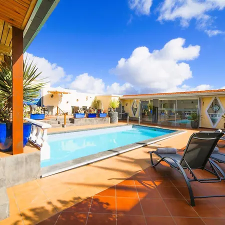 Villa Madora - Private Pool, Amazing Garden, Sea View & Quiet Location